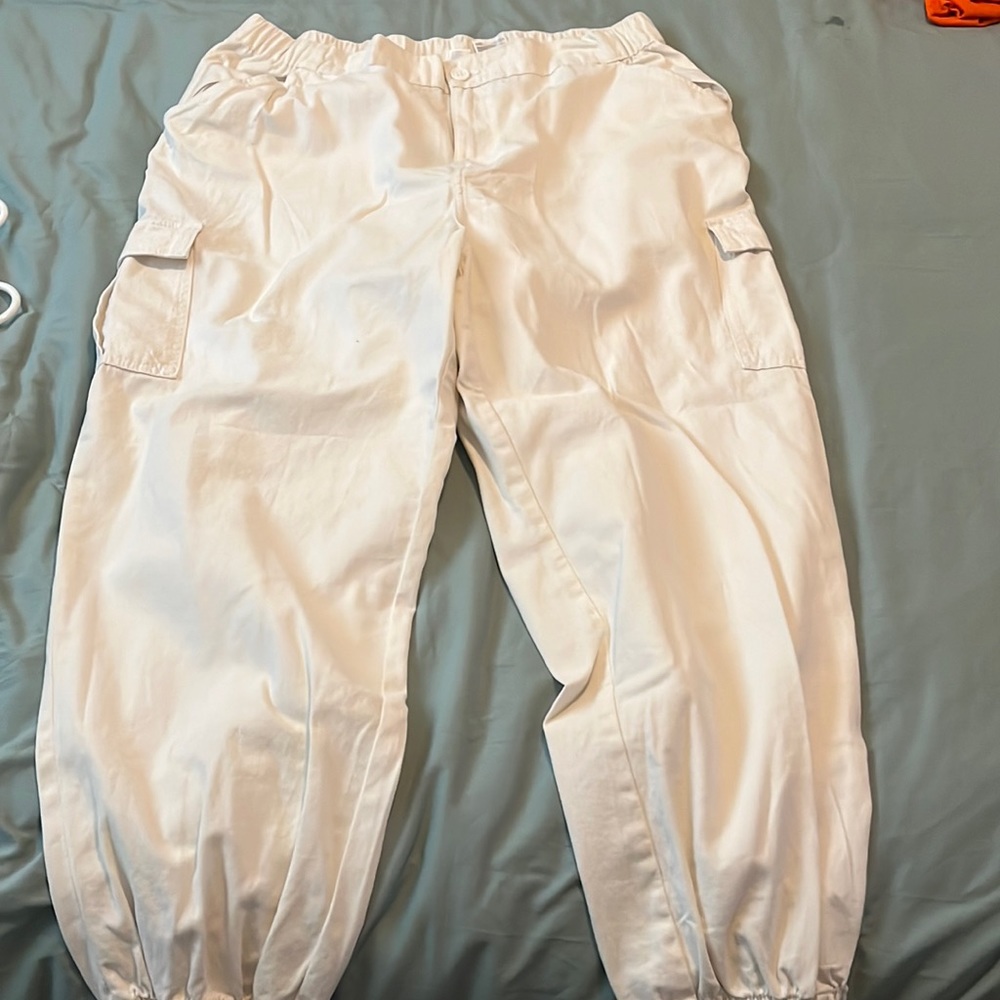 White cargo pants. Let me know if you’d like to negotiate pricing.